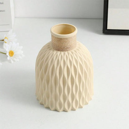 Vase beige avec cordon