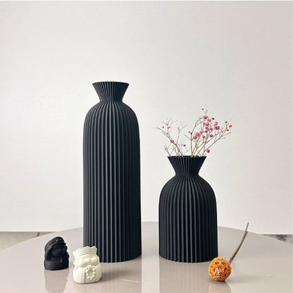 Vase noir avec fleurs